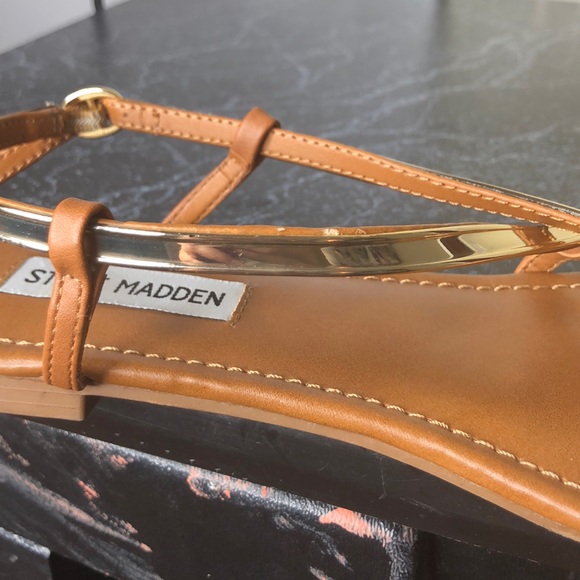 ✅SOLD Steve Madden balinn sandals - Picture 6 of 8